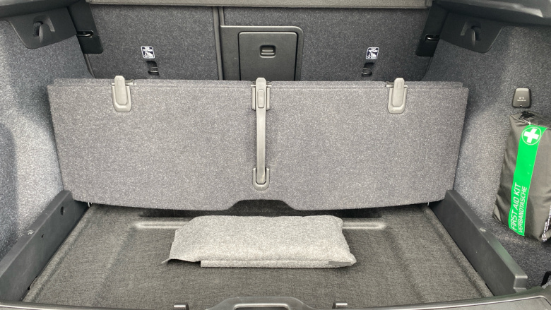 Volvo XC40 2.0 B3P Plus Black Edition 5dr Auto Petrol Estate